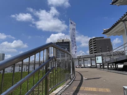 セレナハイム