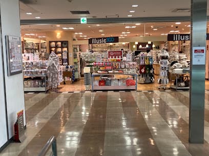 illusie300 宇都宮トナリエ店